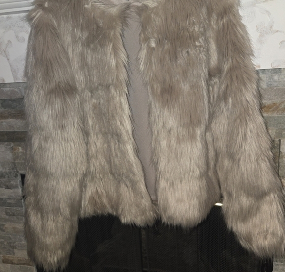 Divided Gray Teddy Jacket Plush Oversized Silhouette GOOD COND SM PRIICE DROP - Picture 4 of 9